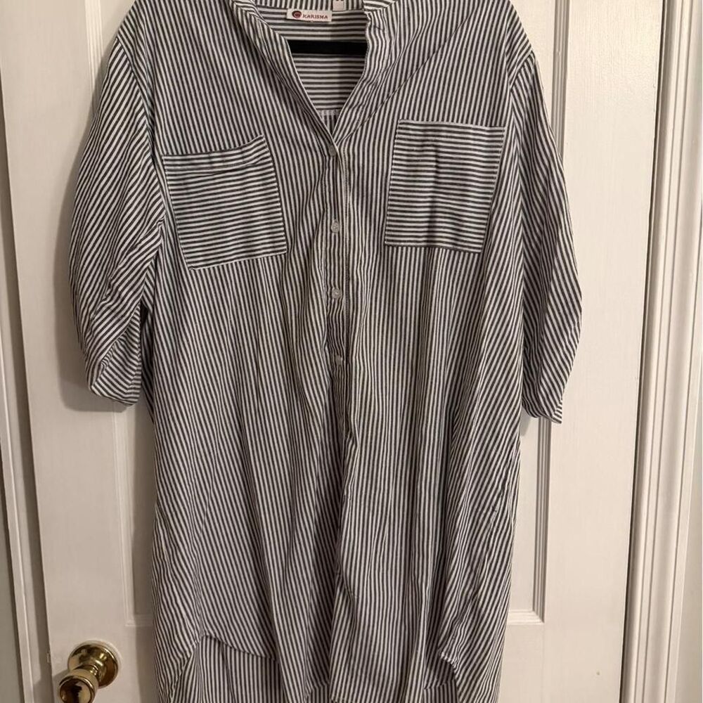 Women's Grey and White Dress
